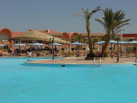 Отель Calimera Royal Albatros Moderna 5*